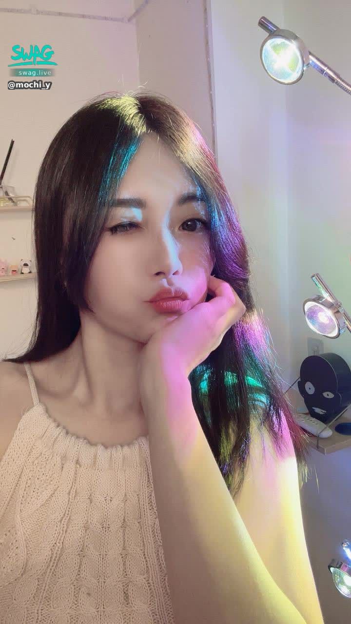 mochi_y : 有點可愛、有點壞，剛剛好