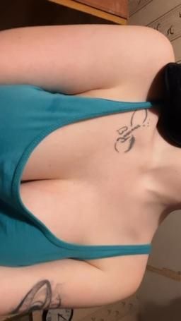 ladyfromdream : boobs 🥹