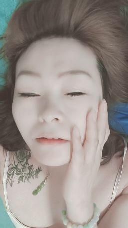 ajiao.123 : 一分福利吃奶奶Babe