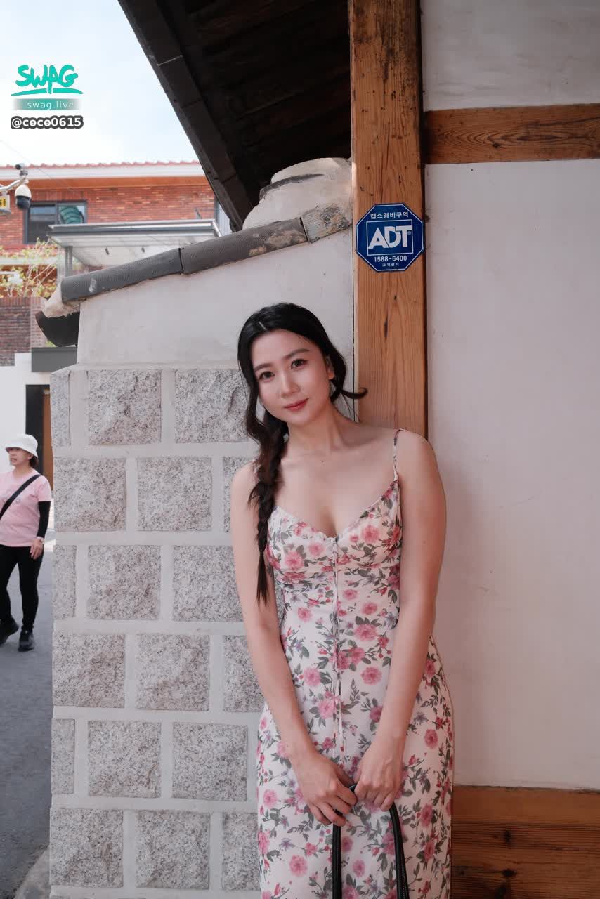 coco0615 : 喜歡碎花還是喜歡我❤️