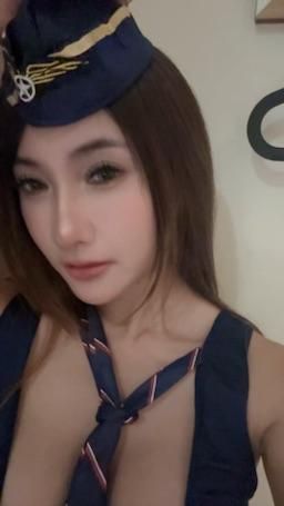520wiu : 對不起我來賠罪了各位
感謝大家熱烈支持🙏
但網路實在超級不給力
表演遲遲開不了，下個目標六萬點8/31早上10點後Babe繼續上線哟💃💃