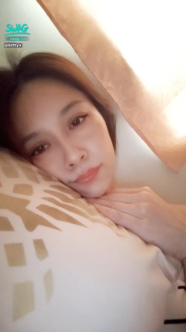 kittyx : 晚上11點直播 &&&點我祝福
業績好差…誰能給我一點力量🥹Babe