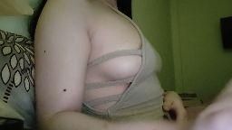 yuting.2004_ : F罩杯水滴奶、上翹乳頭、恰到好處的乳暈