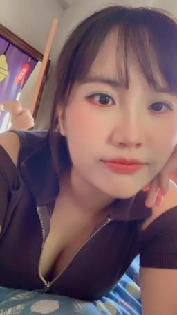 tyuh95029 : 早安👋🏻
解鎖我的新動態活力滿滿滿😊😈
 #大奶🔥 #sexy #生活
