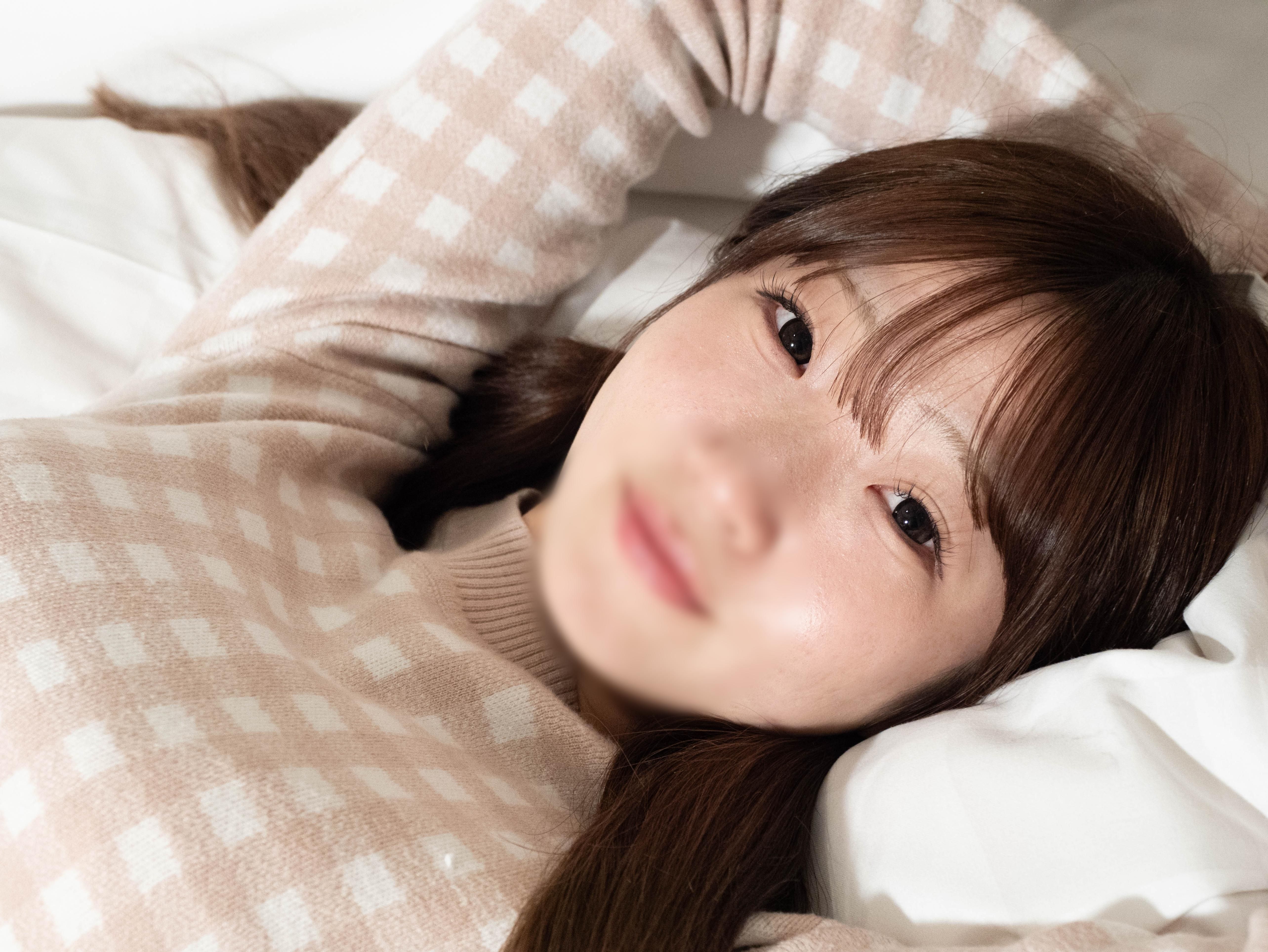 hamemedia : 🔥【無碼】【自拍】🔥清純外表超反差18歲淫蕩大學生！2根肉棒上下塞滿，嫩穴裡大量內射