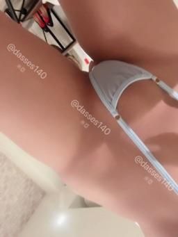 llullu : 這件泳衣..真的可以下水嗎🥵🥵🥵