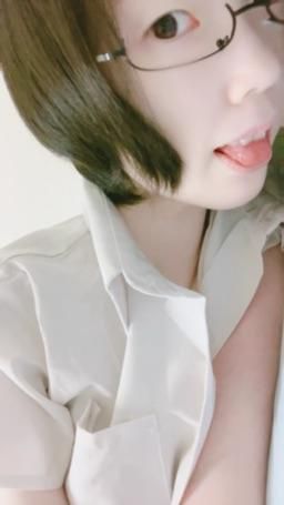 lynnbae : 白天不懂夜的黑 男人不懂女人吹的累👩🏻‍🏫
#露臉 #奶 #露點 #愛撫 #舌頭