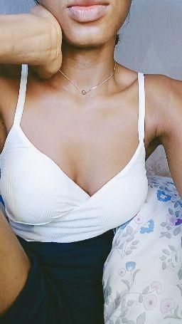 ijenebu : small sexy tits