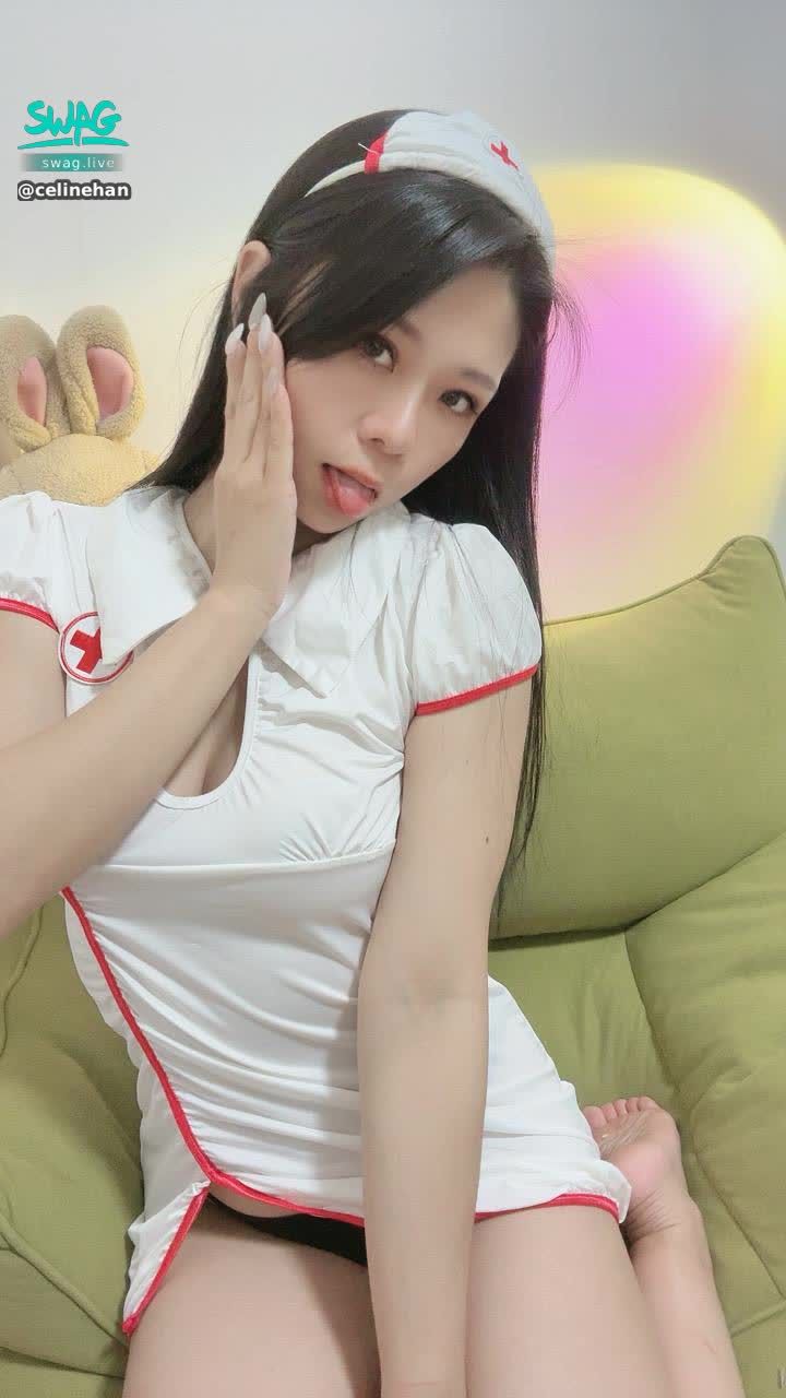 celinehan : 9/8（一）22:30 甜心小護士❤️30萬💎慰慰高潮💦

#主題直播