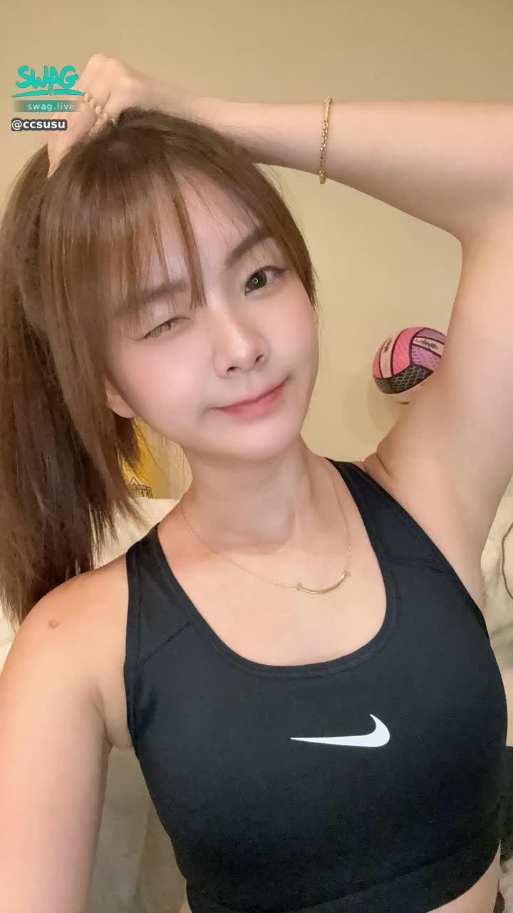ccsusu : 22：40 上播😆