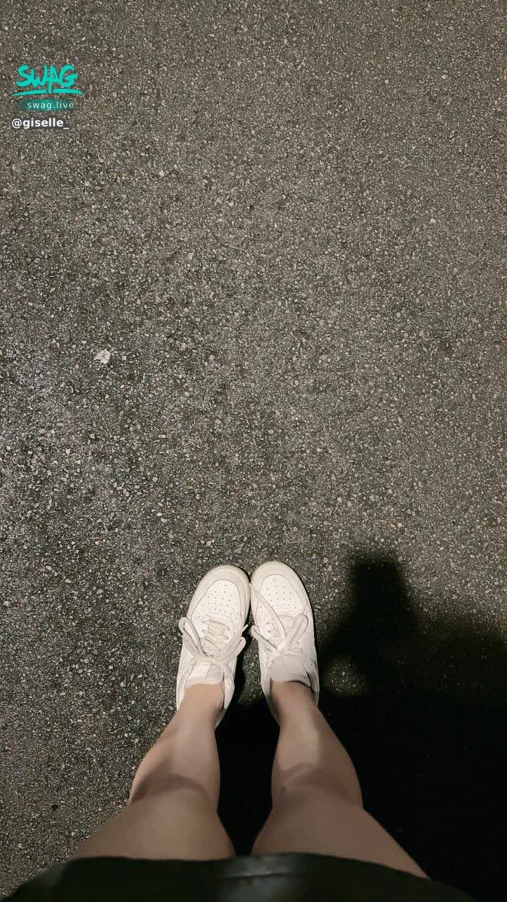 giselle_ : 今晚11點唷 我真的是雨神