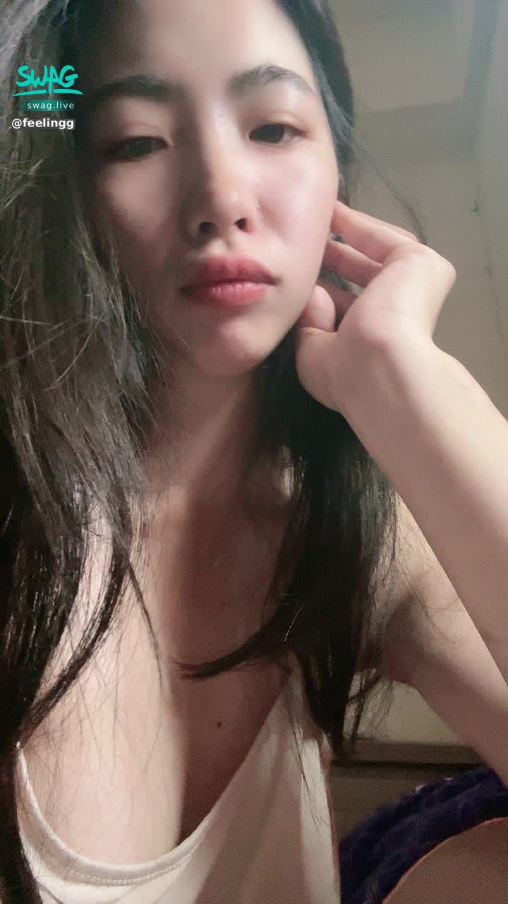 feelingg : 眼睛還有點睜不開