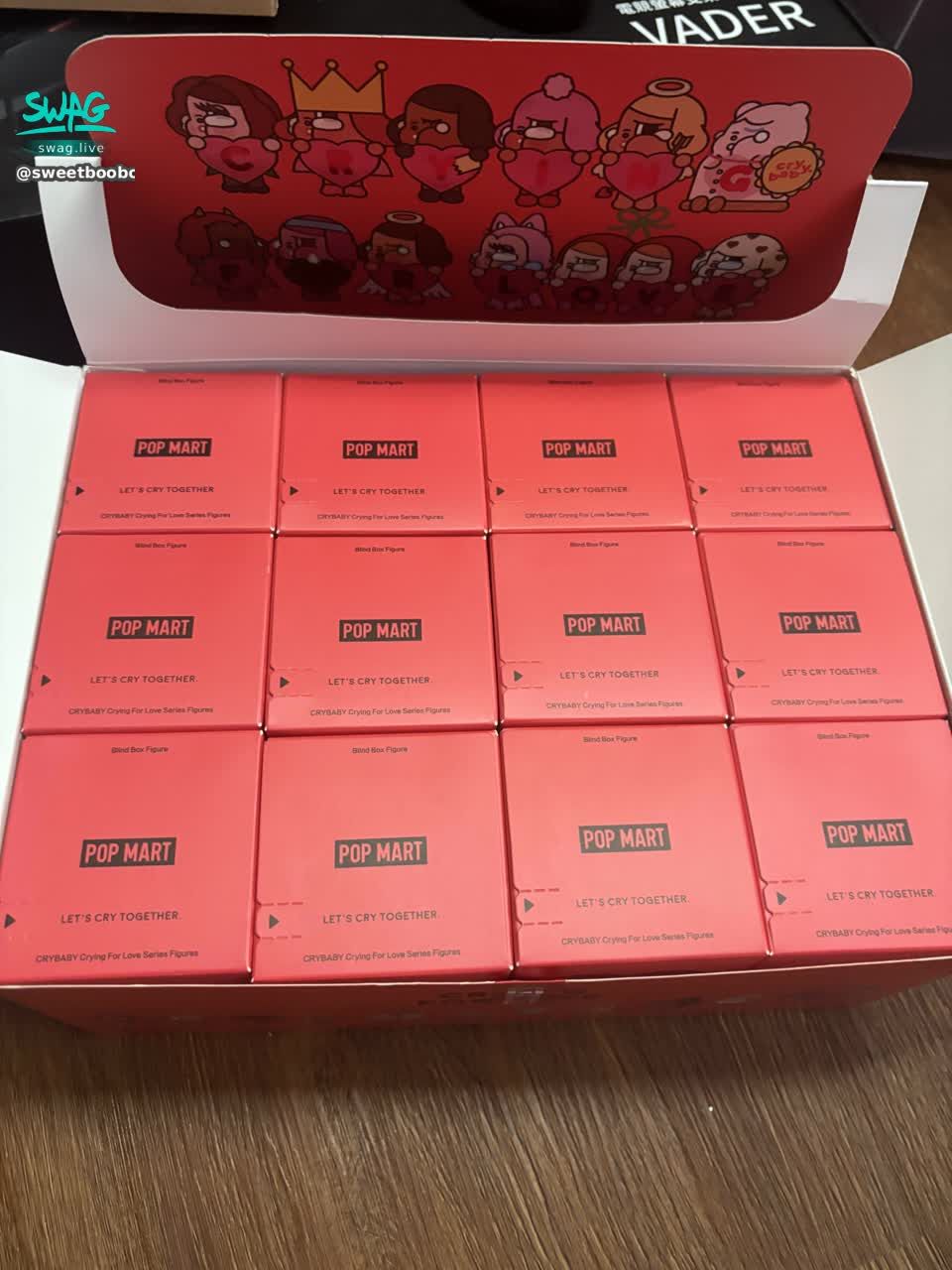 sweetbooboo : 太幸福了⋯收到一整盒ㄉ禮物🎁 謝謝txt哥哥的寵愛🫶