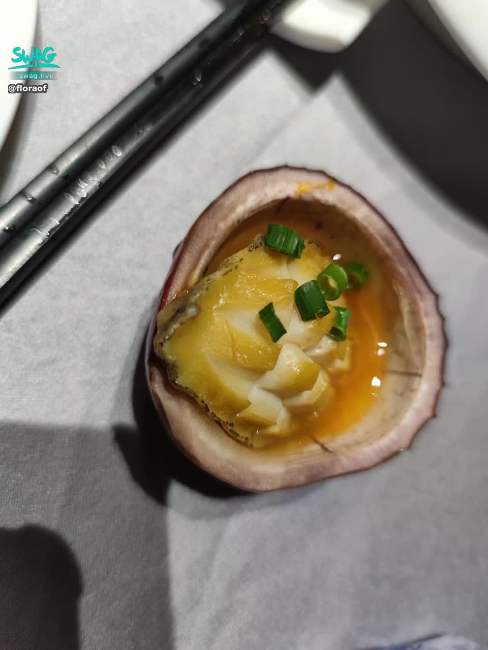 floraof : Babe早晨 今日要早睡存力開播😂😂 提我要早瞓