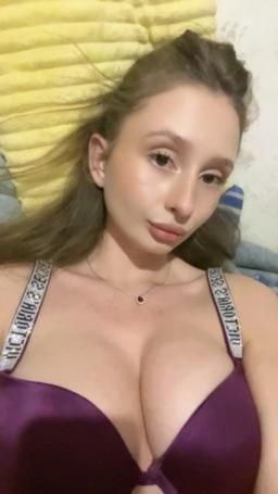 sweetkatty : bra 😈😈😈😈big tits 🍒