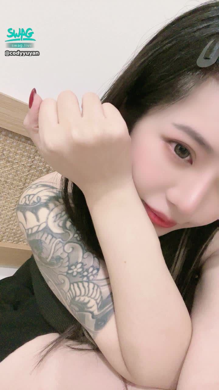 codyyuyan : 12:00開播❤️