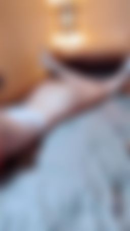 egn8t3 : 清純女大生背著男友偷吃，被操到高潮不停，哭著求饒
