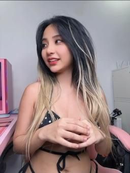 yuumeilyn : 今晚獨自一人🥹〜13分鐘自慰和假陽具遊戲視頻💋❤️