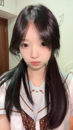weiwei_x : 🥰
