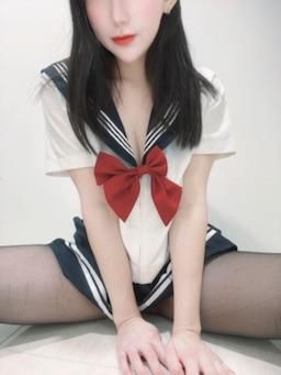 alsghvv : 老師，我很不乖，需要你來教我 😳🍑📖