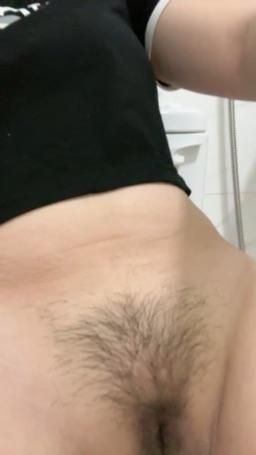 lover_lo : Babe今晚有實戰，記得來唷🥳，蘿想你們了