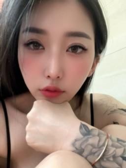 arielbb : ✨還沒看過愛子的長片嗎？
每部都是精彩，如果有雷，私訊我
愛子補償你

#純約會特價中
#長腿
#愛子
#大奶
#潮吹女王
#大尺度
Babe