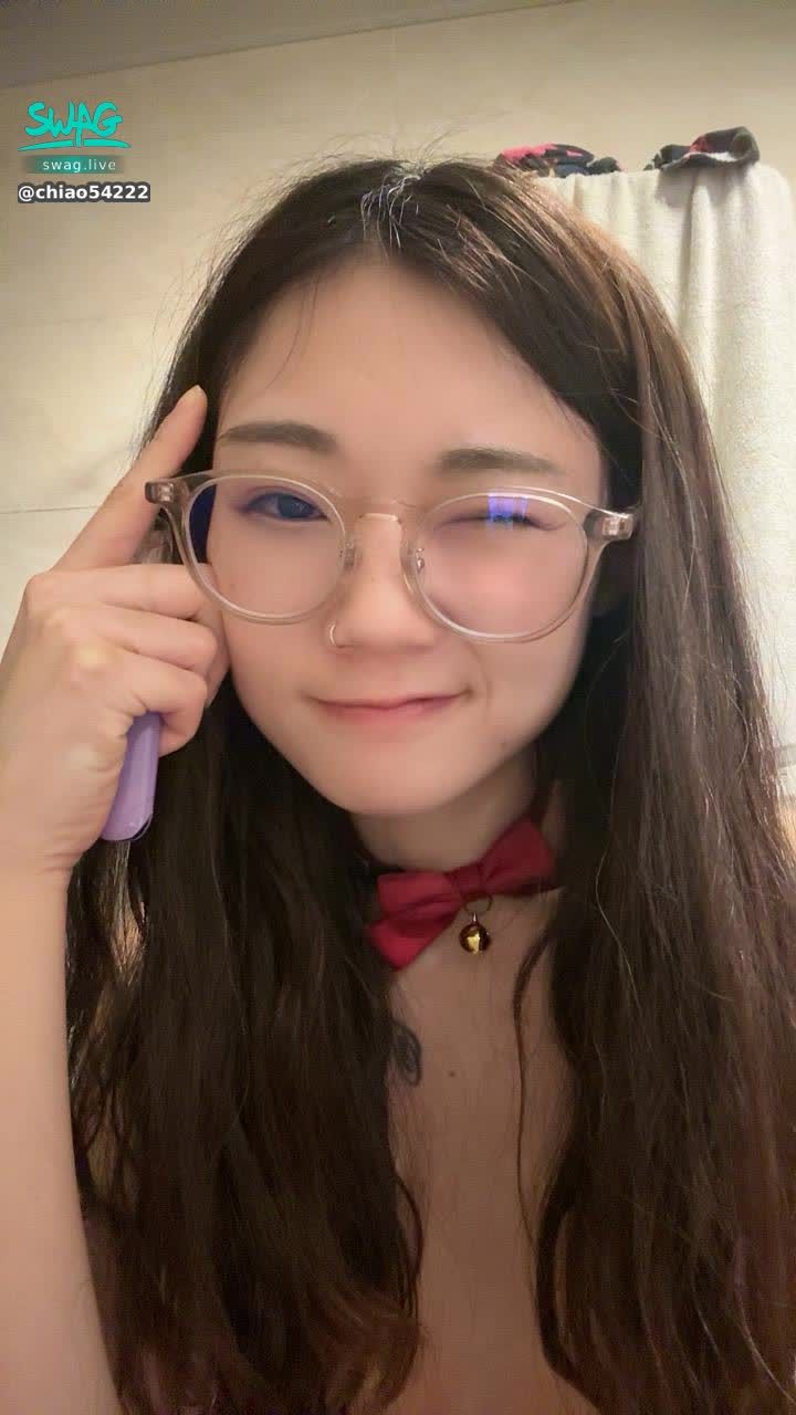 chiao54222 : 洗洗睡囉(｡･ω･｡)明天下午拍攝「狠台北」，也許可以來個信義區巧遇？