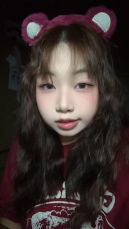 mumuuu_ : 明天直播休息一天 不要白等了唷