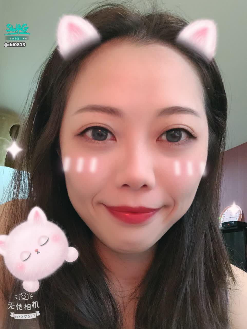 dd0813 : 好久不見呦❣9/19(五)今天晚上10.30我會直播喔❤想跟大家聊聊天了 #露臉 #可愛 #甜美 #新人 #性感 #sexy