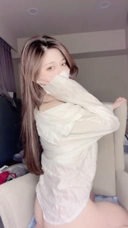lalasexy : 1分鐘新片60💎白襯衫裡面沒穿😜摸穴🔥用屁屁騷舞誘惑Babe你❤️
🔥私訊1防曬油拿3分鐘白襯衫露臉色情完整版🔥裡面有最騷的阿嘿顏💓💓🔥