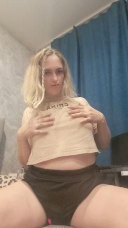 pinkpather : hot tease boobs
