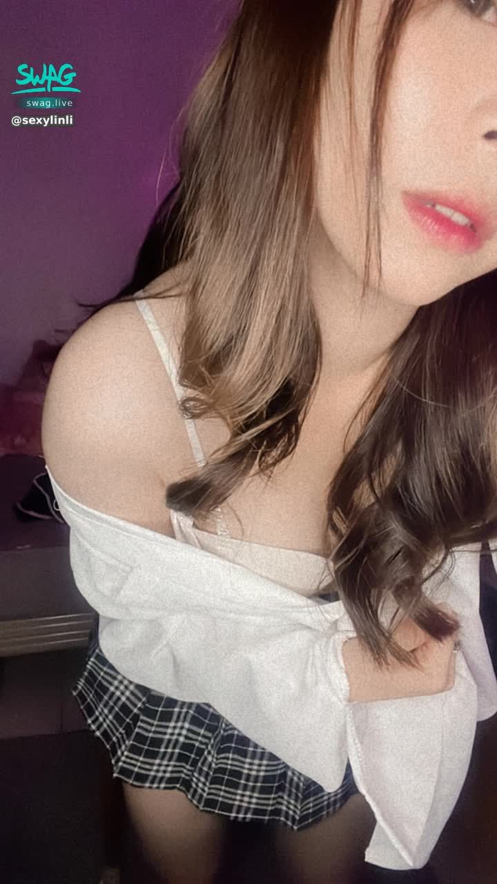 sexylinli : 💕晚點12:30直播呦