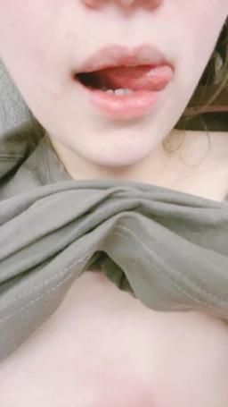 momopoly0035 : 這個嘴巴很厲害🤗