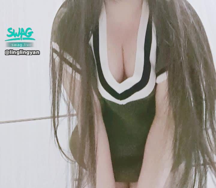 linglingyan : 👀