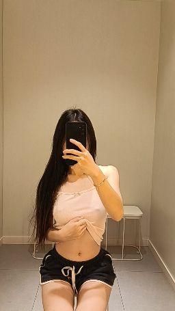 cocolunna : 穿這件的話適合和哥哥吃飯還是睡覺？