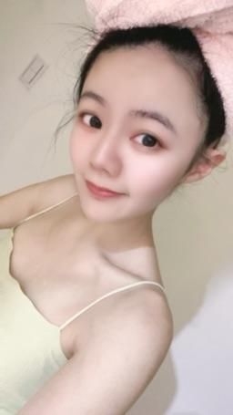 50rabbit_150 : 💤睡了20幾個小時，終於洗頭💇🏻‍♀️～頭髮 差點可以炸薯條🍟了
-
謝謝幫我提早達標 還不准我回訊息的各位😆～
讓我可以安心補眠
🩵🩵🩵
睡得很好，謝謝
😋😋😋😋

🩷💚Love u guys 💚🩷
-
#這個月謝謝大家
#謝謝陪伴我的各位
#謝謝幫助我的各位
#謝謝鼓勵我的各位
#謝謝幫我想方設法的各位
🙏🏻
#謝謝有你們 🤍