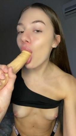 imvictory : sexy blowjob💦