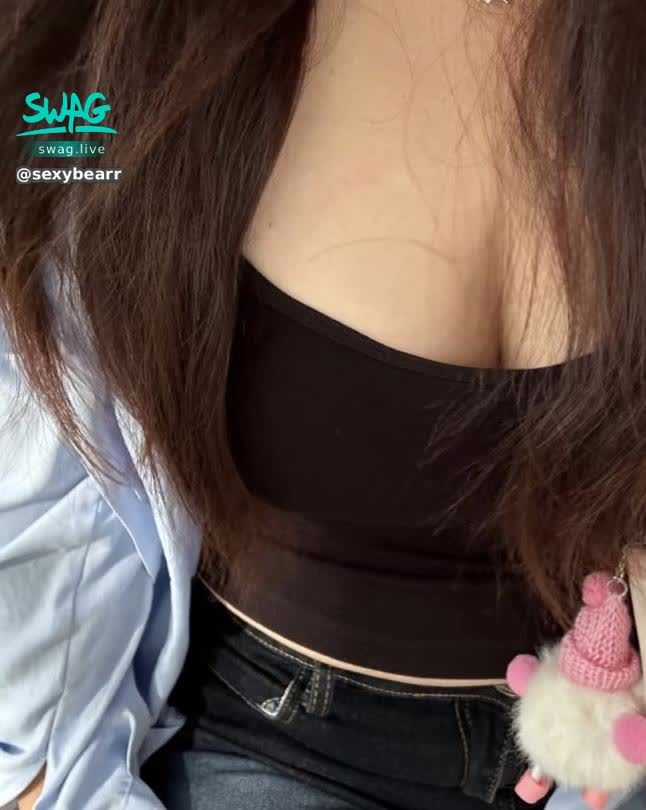 sexybearr : 今天可能會開播!!!深夜直播見嗎♡✉️ 私訊「我會來看你直播」🉐露點大奶片❤️先來個前菜❤️‍🔥❤️‍🔥❤️‍🔥