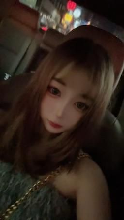 yzzouo : 看我裝可愛