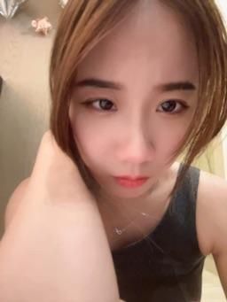 ouopuppy : 哭了不知道幾次
我真的好難接受我的狗狗可能很快會離開我
雖然目前都還說不定
但真的晴天霹靂像一巴掌
心裡又熱又痛