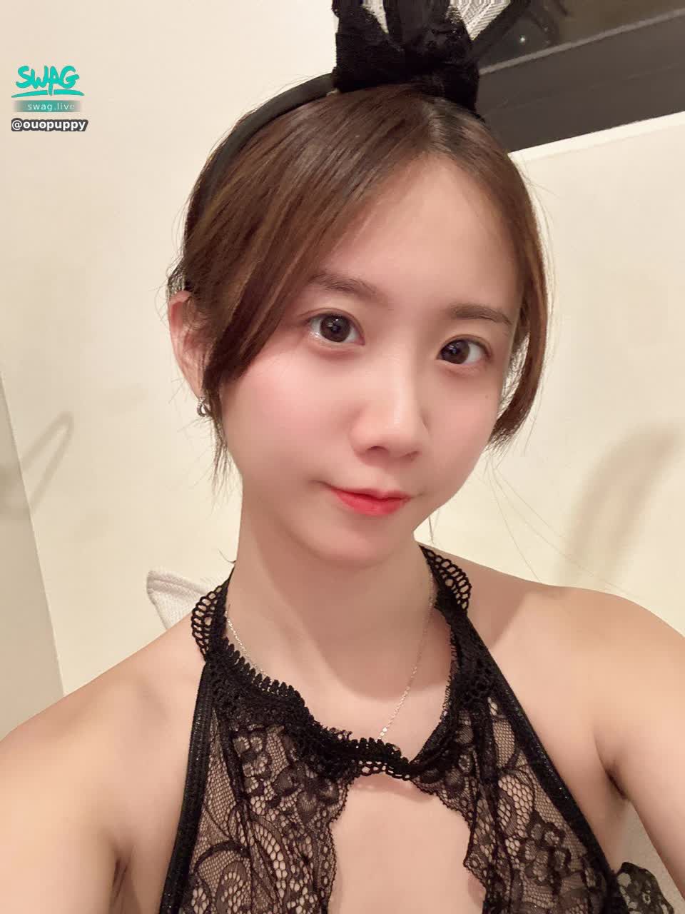 ouopuppy : Babe今晚直播
搭乘7pu航空✈️
10:30不見不散喲❤️

#7pupu小姊姊