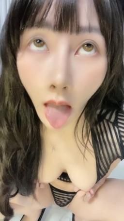 miyukibaby : 解鎖❤️長袖洋裝高跟鞋誘惑❤️隨機2部按讚回覆完成送隱藏版口足交福利🥰❤️🎁