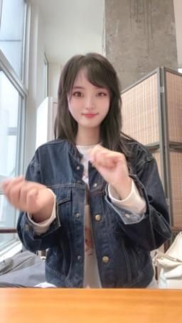 abcd_c : 没脸了！对面坐着个搞笑人，忍不住笑到鼻涕双出动😂😂