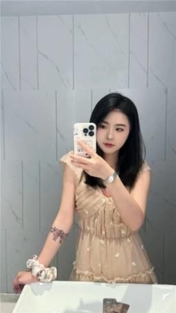 sharplupus1032 : 晚上直播间不见不散哥哥们