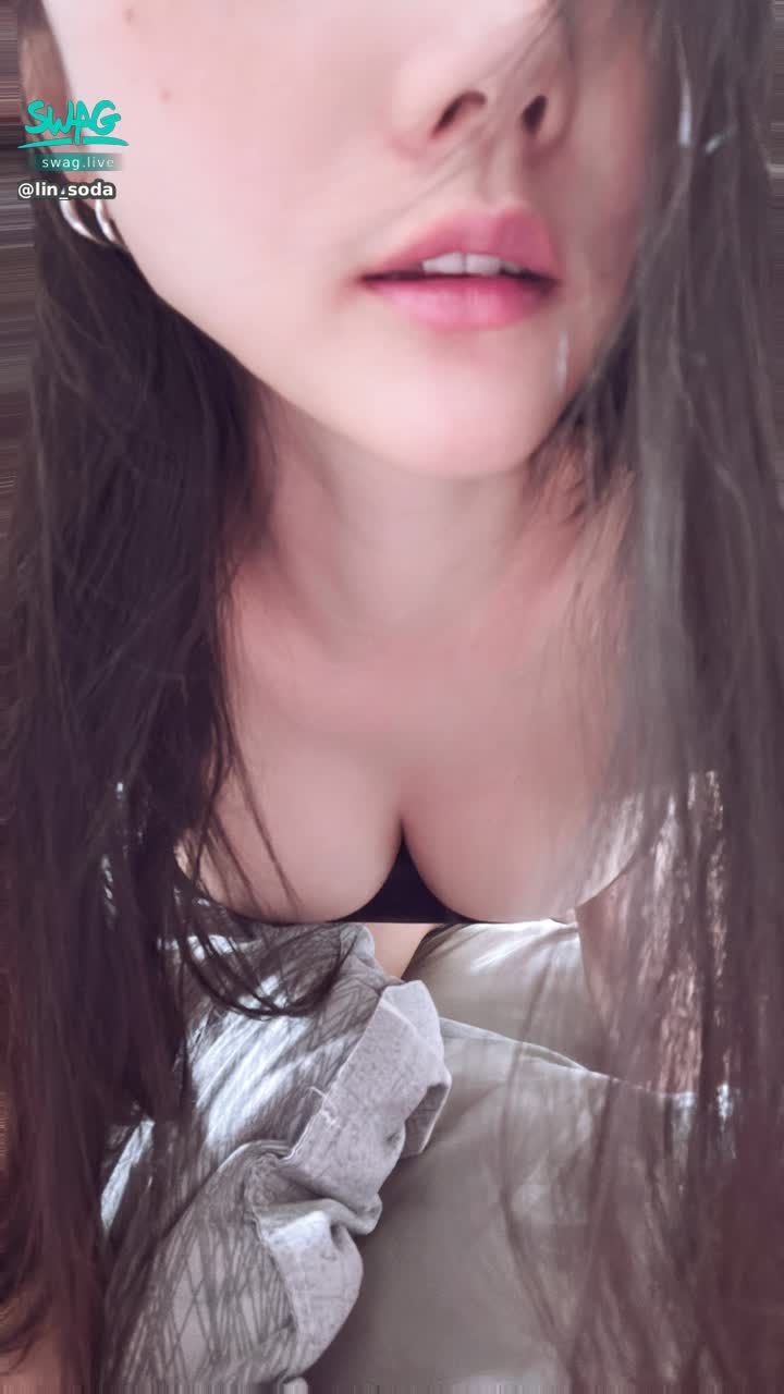lin_soda : 10/12（日）21:00 性感奶頭誘惑

滿100萬💎淫語誘惑😈

#主題直播