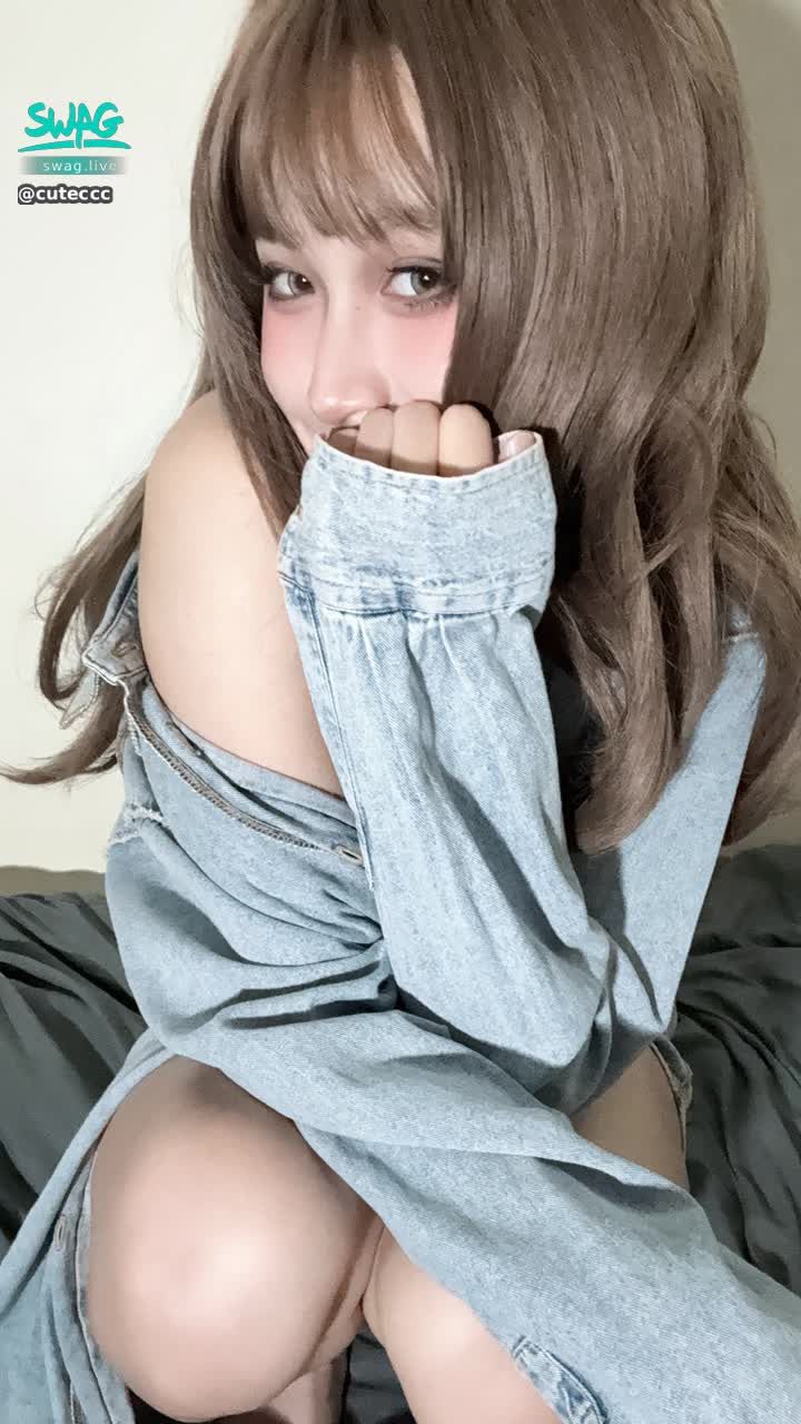 cuteccc : 新同學追蹤+私訊打「幽幽超辣」🉐火辣辣身材淫片🔥🔥