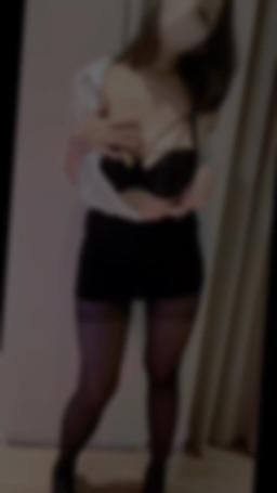 qqxoxo : 👠情色巨乳秘書🔥在你面前只剩褲褲惹❤️‍🔥好色😈

解鎖🔓私訊
5個巧克力山⛰️🉐三部超騷OL片片❤️‍🔥

#QQ  #G奶 #巨乳 #騷 #誘惑