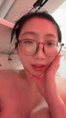 bershuka : 分享一件尷尬的事情