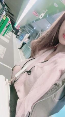lovemeredith : 剛下班，好久沒搭捷運了，你想跟我一起搭嗎？會壞壞嗎？