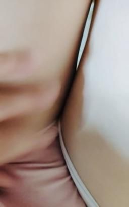 lelelina : 蜜腿腿的性感
#樂樂#蜜大腿#性感